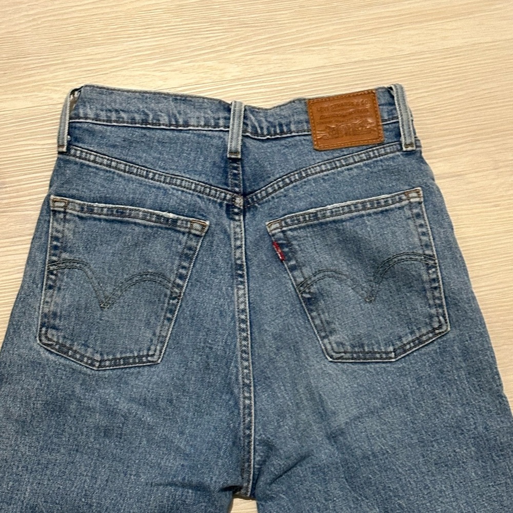 Levi's Ribcage Straight High Rise Blue Jeans Classic Denim